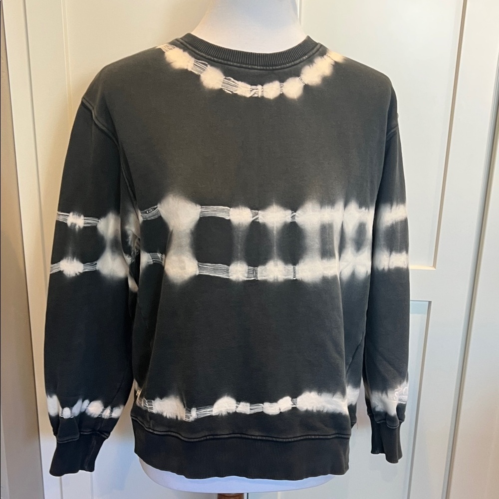 Zara Black and White Crewneck Sweatshirt Size S